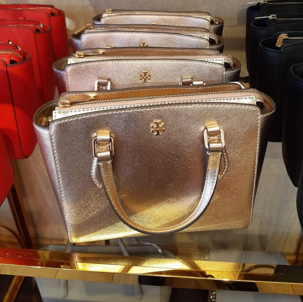 Tory Burch 2in1 crossbody (New)
